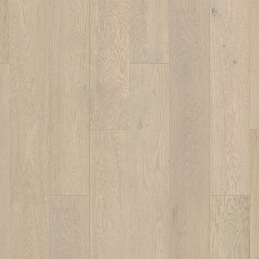 Laminat Organic Classic Helle Laminatbodenfläche im Landhausdielen-Design mit sanften Holzmaserungen. Die Bodenplanken sind gleichmäßig eingelegt und schaffen ein modernes Raumgefühl.