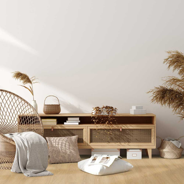 Hellbrauner Designboden mit natürlicher Holzoptik. Die Landhausdiele zeigt feine Holzmaserungen und Fugen. Der Bodenbelag ist für Innenräume geeignet und hat eine dezente, warme Ausstrahlung.