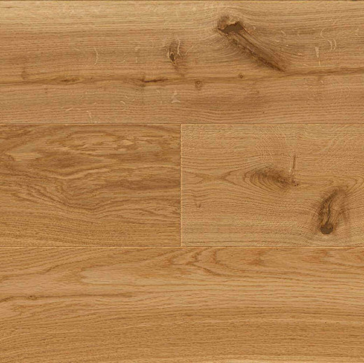 Parkett Landhausdiele Natur Helle Parkett-Landhausdiele aus Eiche mit sichtbaren Holzmaserungen. Verschiedene Dielenformate sind angeordnet, während die Oberfläche einen natürlichen Look bietet. Die Pakete werden in Geschäften angeboten.