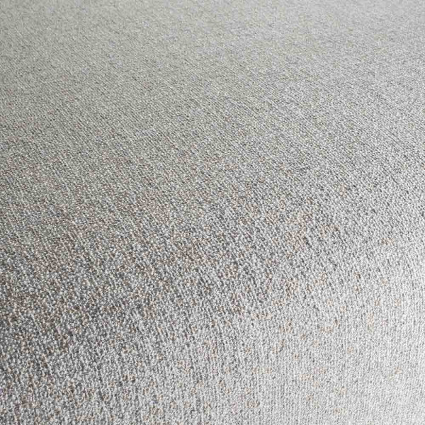 Heller, strukturierter Vorhangstoff in Grautönen. Der Stoff ist blickdicht und eignet sich für Dekorationen. Er wird professionell nach Wunschmaß konfektioniert und ist aus recyceltem Material gefertigt.